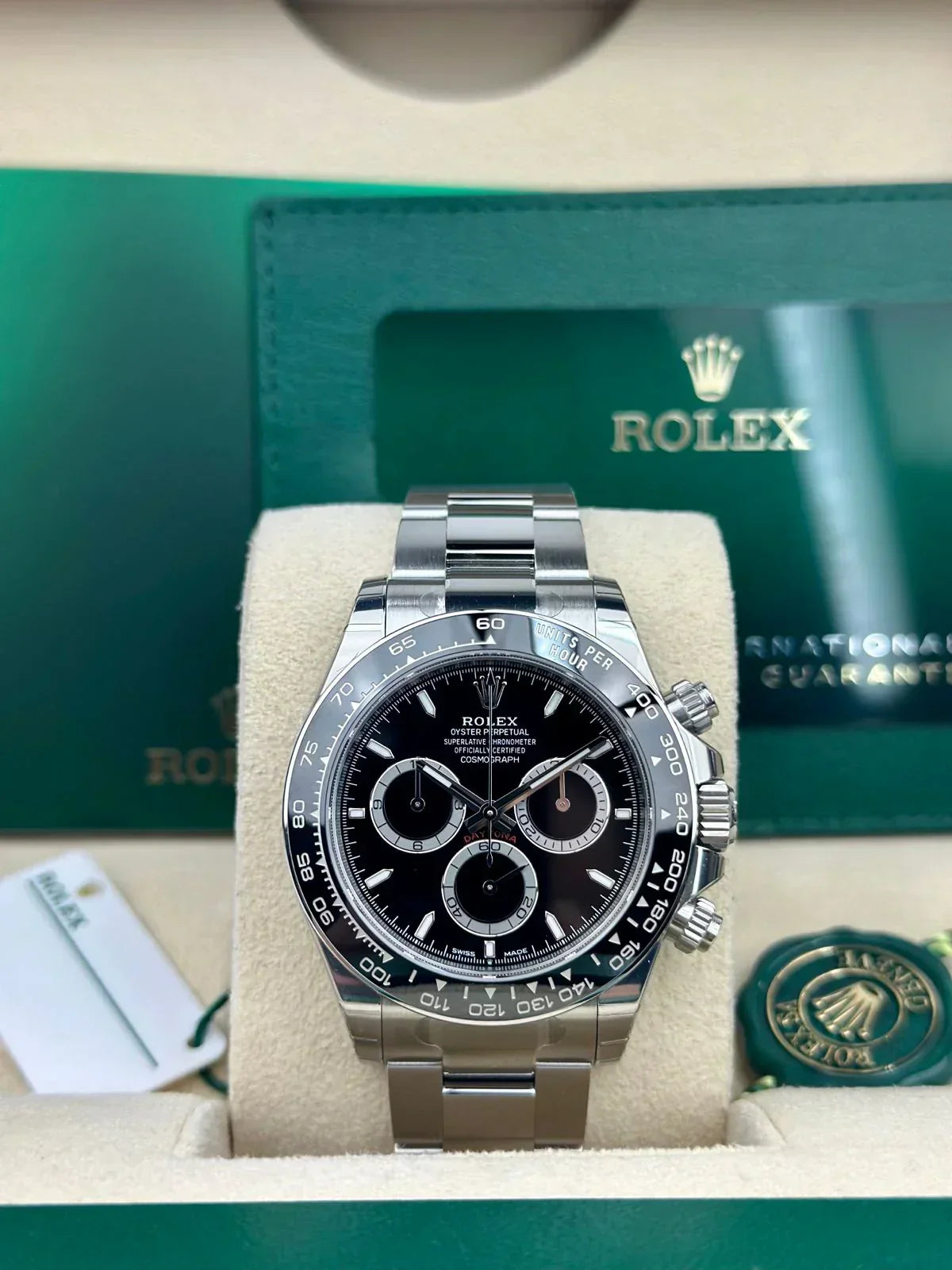 Rolex Cosmograph Daytona 40 Oystersteel M126500ln 0002 Watch